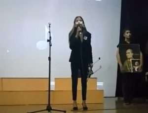 Sosyal Bilgiler Öğretmeni Ayakta Alkışlandı