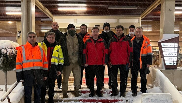 Yolda mahsur kalanlar yurtlara yerleştirildi