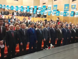 İYİ’lerin Yeni Başkanı Asal Oldu