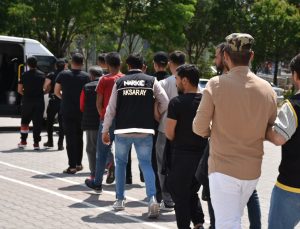 Aksaray Emniyetinden 20 Farklı Adrese Operasyon