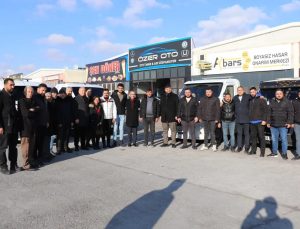 İYİ Parti, İktidara Sarı Kart Verelim