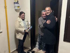 İYİ Parti Adayı Karacaer, Kapı Kapı Dolaşıyor