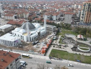 Dinçer Aksaray’a Yeni Kazanımları Tek Tek Açıklıyor