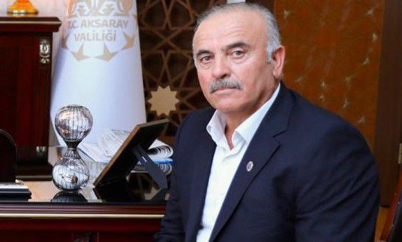 Yolsuzlukların Hedefindeki Başkan İstifa Etti
