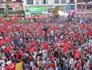 AKP’NİN KALESİ AKSARAY’I ÖZGÜR ÖZEL YIKTI